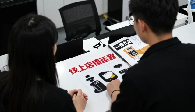 营销转化：日用百货在交通枢纽的应用要点